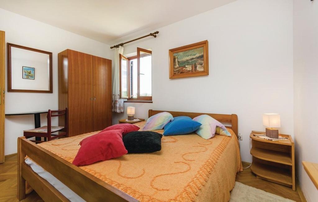 Apartments With A Parking Space Novigrad - 14408 Номер фото
